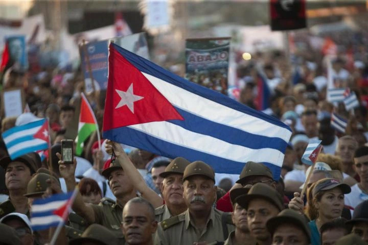 Cuba publica la lista de los 2.010 presos indultados y emerge una gran duda: las ONG solo logran identificar a un preso político