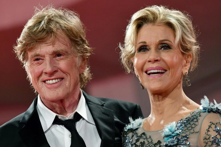 Jane Fonda contro Streisand dopo il tributo a Robert Redford
