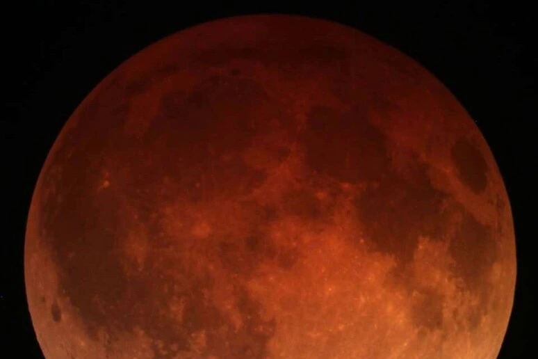 L'eclissi totale di Luna apre le danze nel cielo di marzo