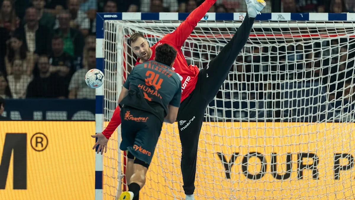Handball-Krimi um die Krone in Hamburg: Wolff-Wahnsinn rettet THW Kiel