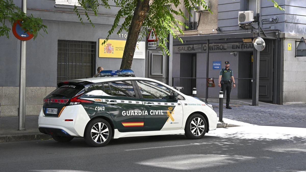 El teniente coronel Balas interroga a dos generales que sufrieron una investigación a la UCO por filtraciones que hizo Ábalos