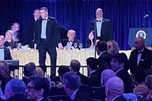 El intento de atentado contra Trump, última hora en directo | El fiscal general afirma que el objetivo eran Trump y otros altos cargos, y la investigacion apunta a que el detenido se registró en el hotel