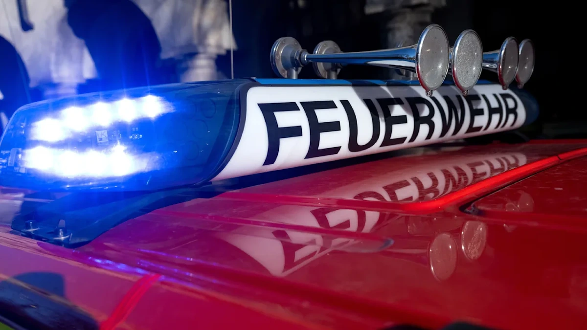 Großeinsatz der Feuerwehr in Hannover: Explosion in Spedition!