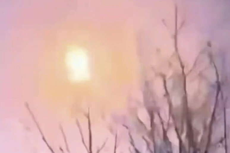 Sciame di meteoriti, danneggiate case in Germania VIDEO