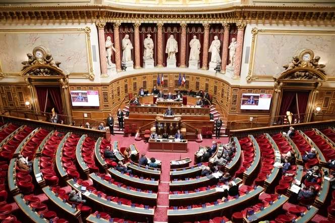Décentralisation : décider au plus près des citoyens, un principe constitutionnel qui peine encore à s’appliquer