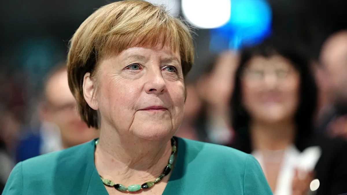 Fünf Jahre nach ihrer letzten Amtszeit: Merkel kehrt zurück ins Kanzleramt – als Gemälde