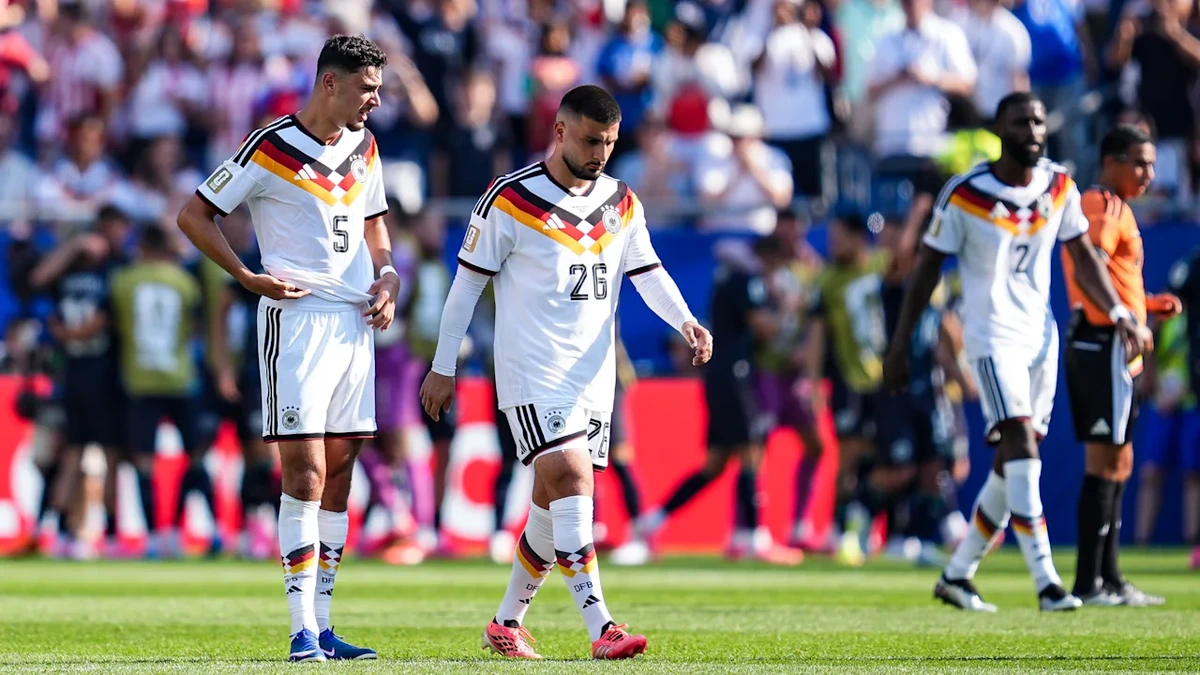 Peinliches Aus gegen Paraguay +++ Wir versagen im Elferschießen +++ 3 Stars verballern: Nächster deutscher Fußball-Albtraum!