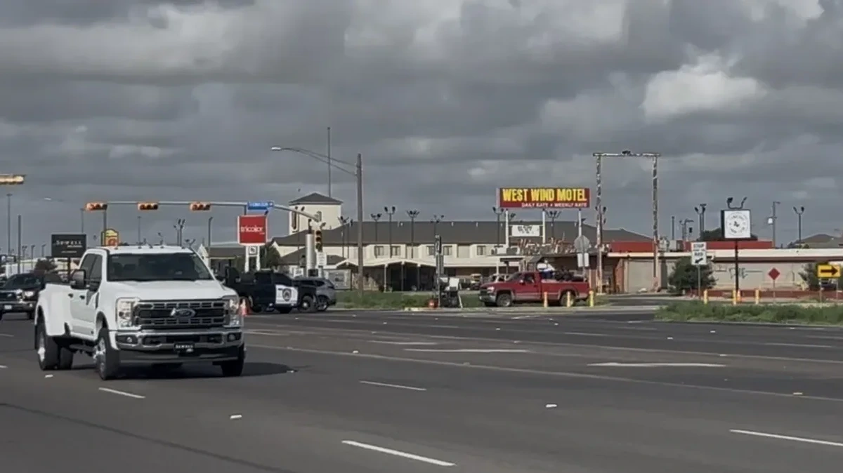 Schütze erst verschanzt, dann tot: Ein Toter und neun Verletzte bei Schießerei in Texas