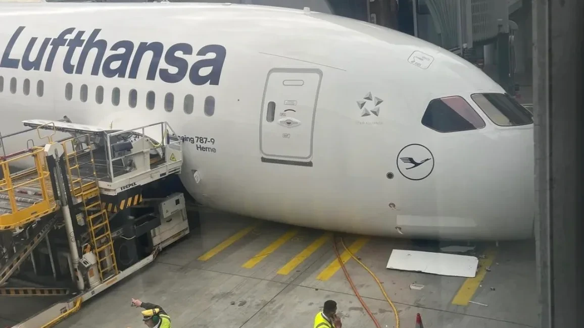 Flughafen Frankfurt: Boeing-Fahrwerk bricht zusammen – mehrere Verletzte
