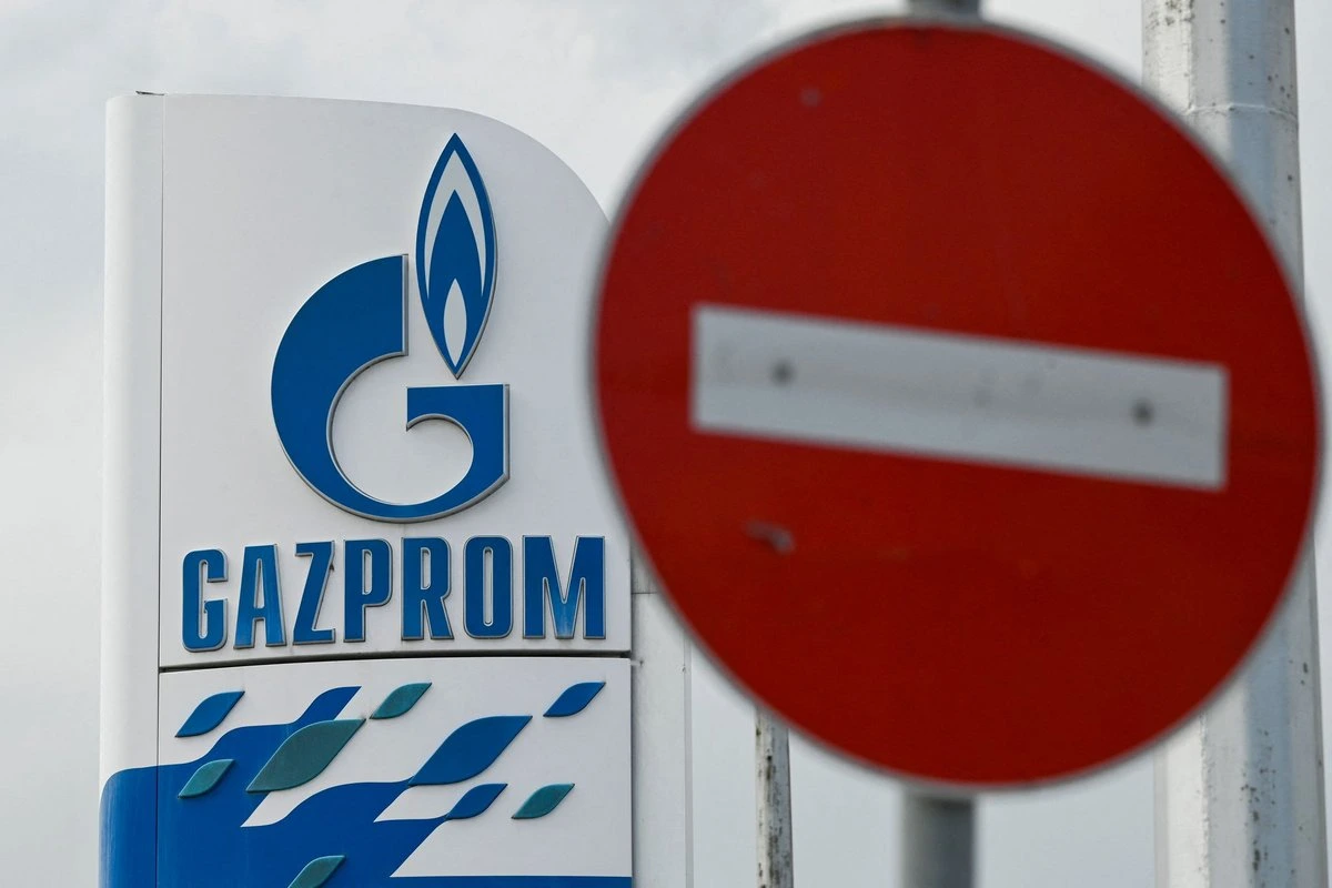 FT: Страны Балтии призывают ЕС ускорить запрет на нефть РФ