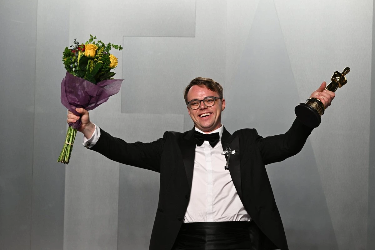 Автор фильма „Господин Никто против Путина“ объяснил, зачем освятил „Оскар“