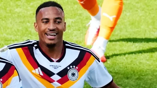 WM 2026: Fußball-Legende beschenkt DFB-Star Leweling
