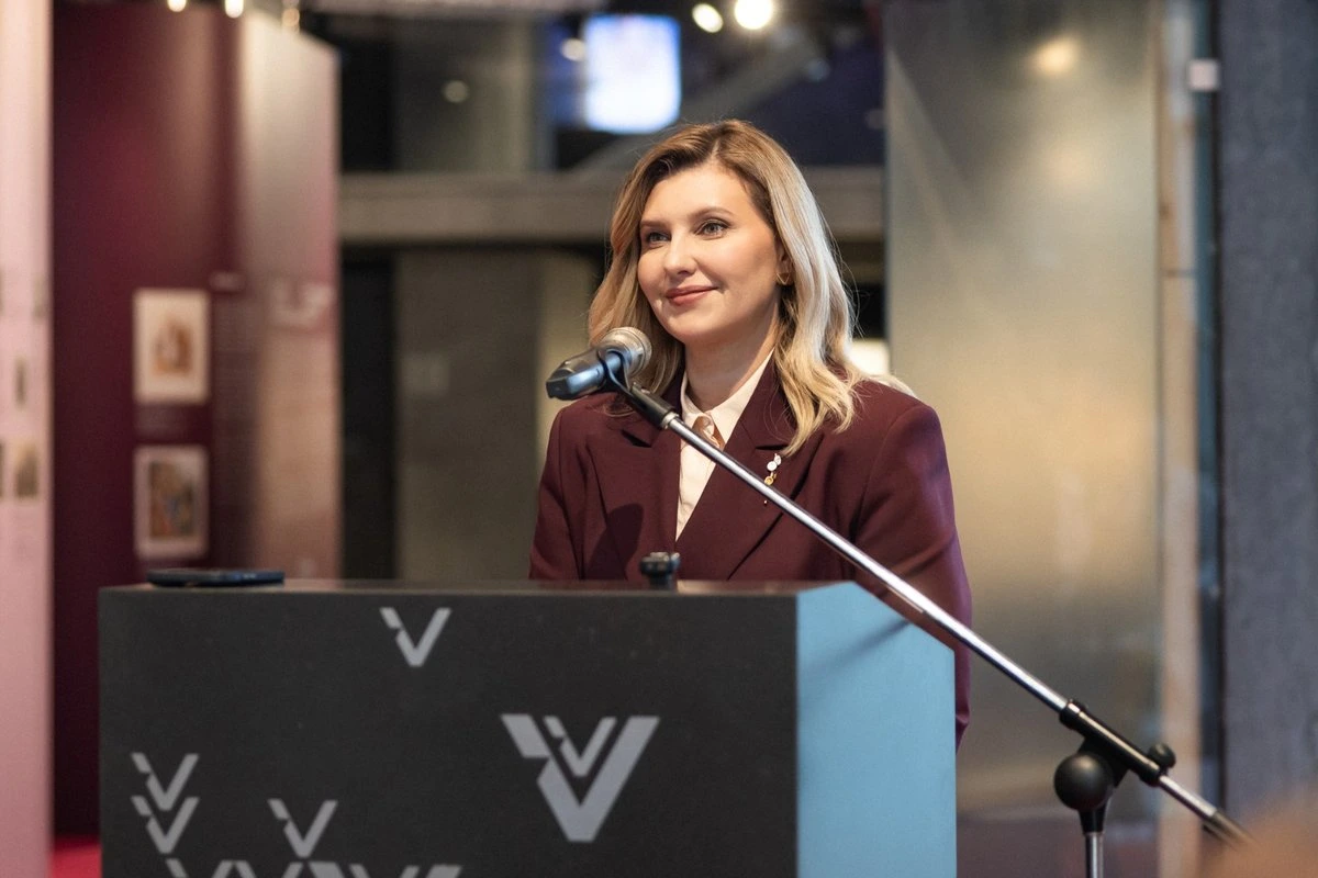 ФОТО | Первая леди Украины Елена Зеленская представила в музее Vabamu аудиогид на украинском языке