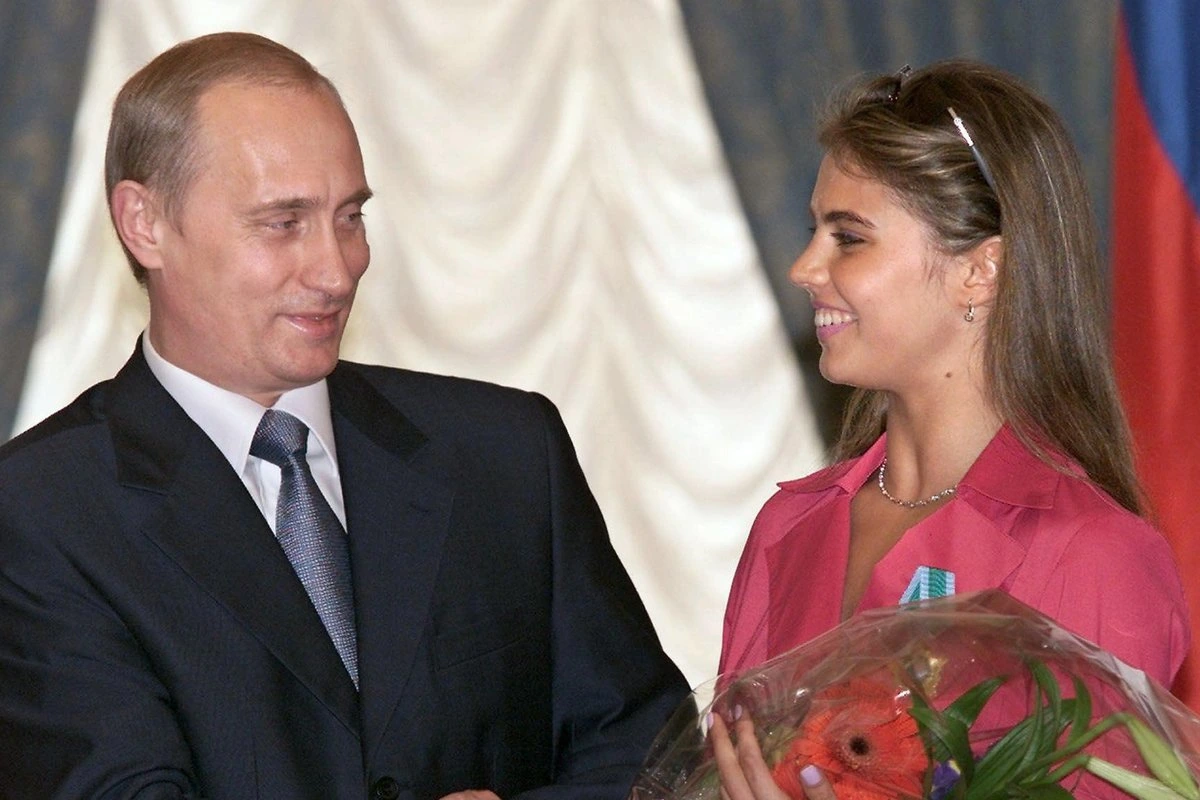 Миллионы на воспитание: для предполагаемых сыновей Путина наняли педагогов из Европы