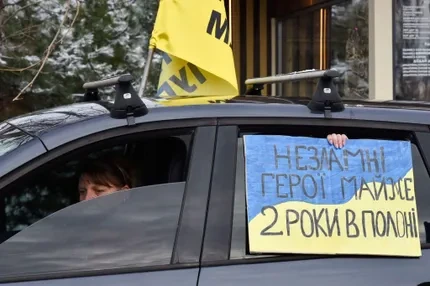 Омбудсмен Украины: из плена удалось вернуть больше украинских военных, чем остается в России