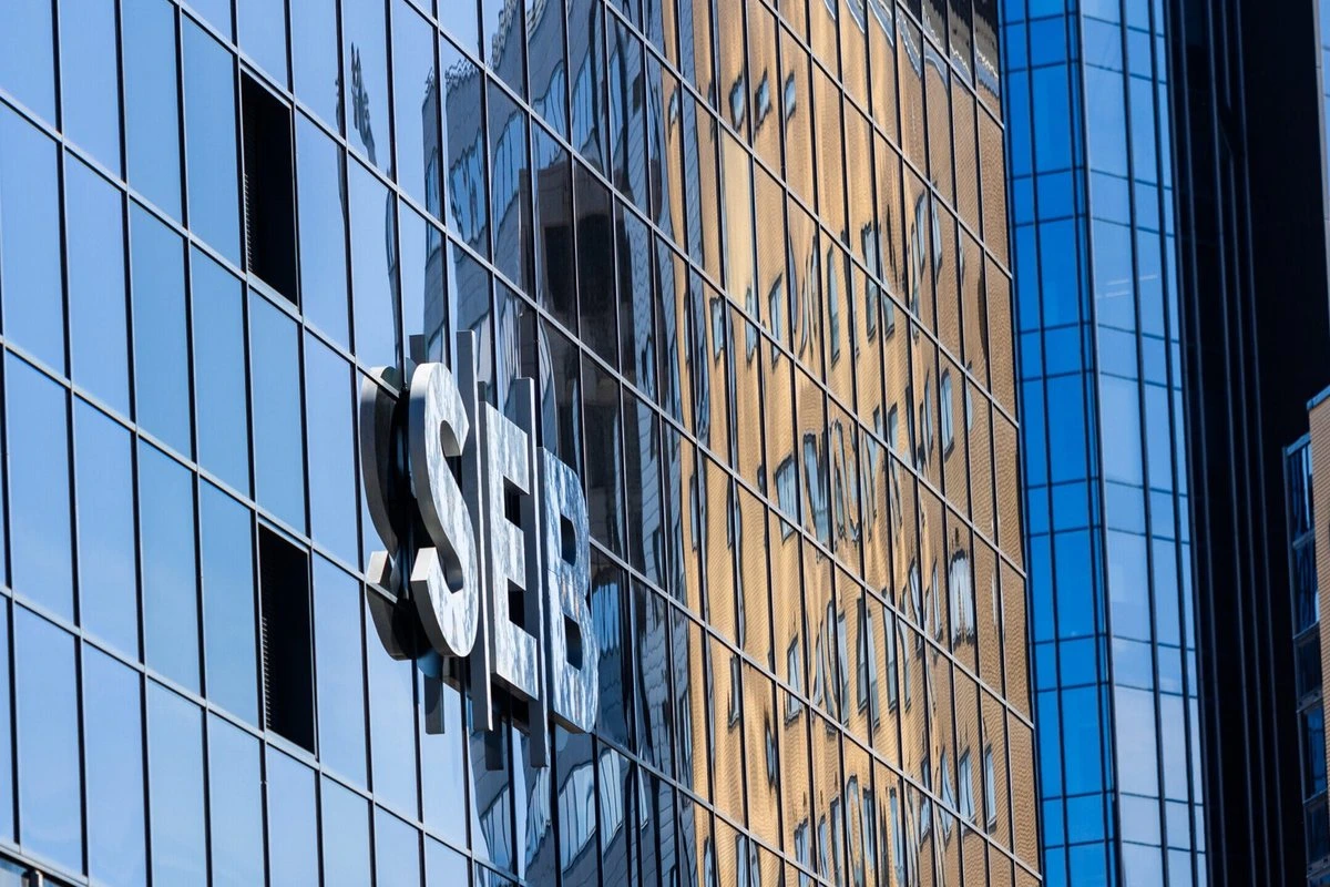 Из-за технического сбоя SEB сделал двойные бронирования по счетам клиентов