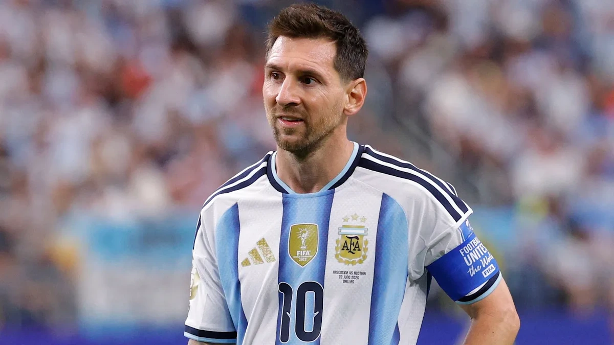 WM 2026: Schiri-Ärger nach Messi-Show!