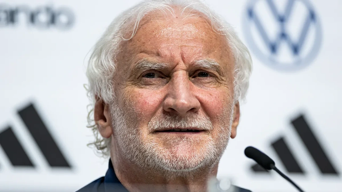 Jetzt im Livestream: Die WM-Pressekonferenz mit Rudi Völler
