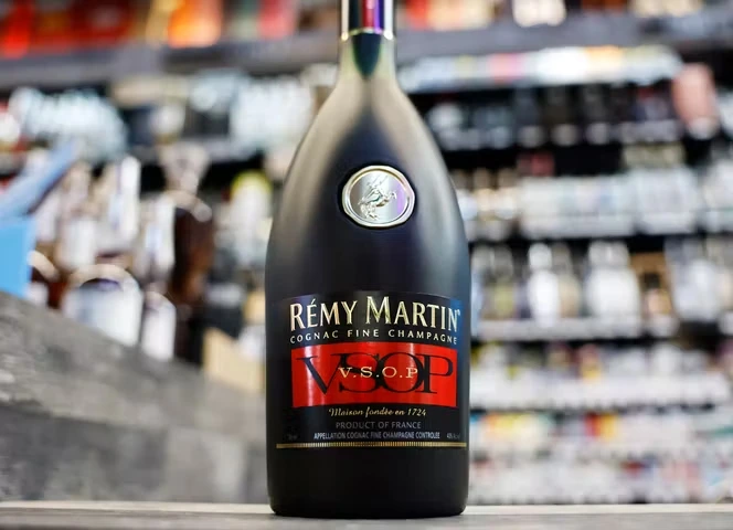 Rémy Cointreau ambitionne d’augmenter ses bénéfices malgré la crise du cognac
