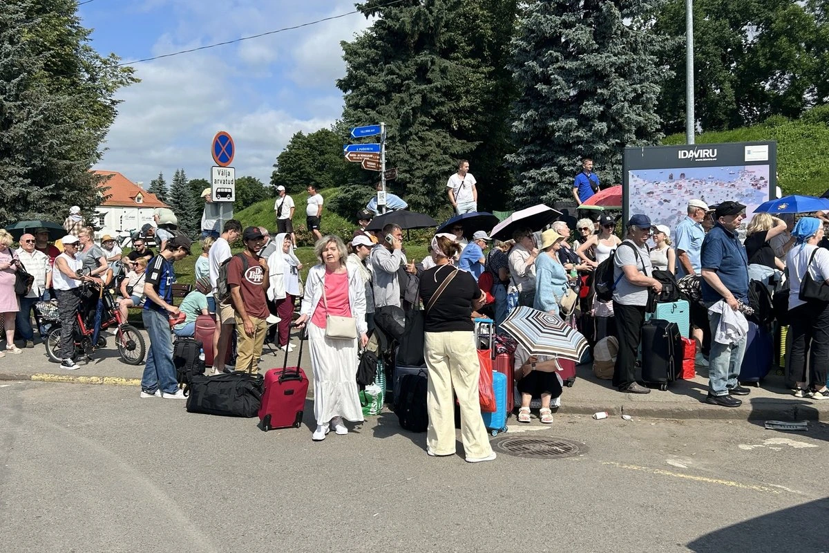 В очереди на границе в Нарве мужчина напал на женщину