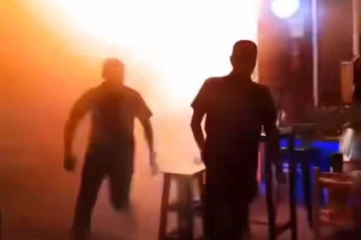 ВИДЕО | Не менее 27 человек погибли при пожаре в баре Бангкока