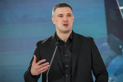 Зеленский уволил, а Крозетто пригласил в Рим: экс-министру обороны Украины сделали неожиданное предложение