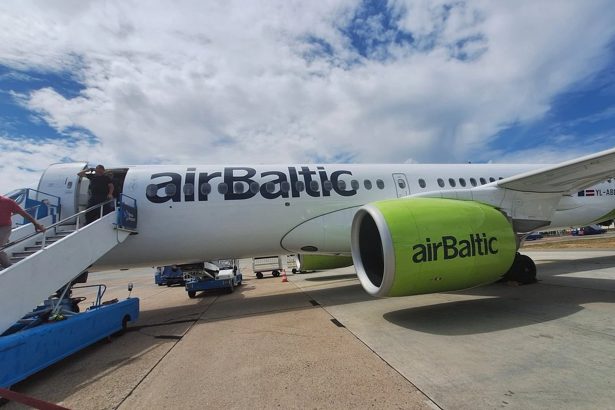 airBaltic сокращает флот. Руководство авиакомпании: повода для беспокойства нет