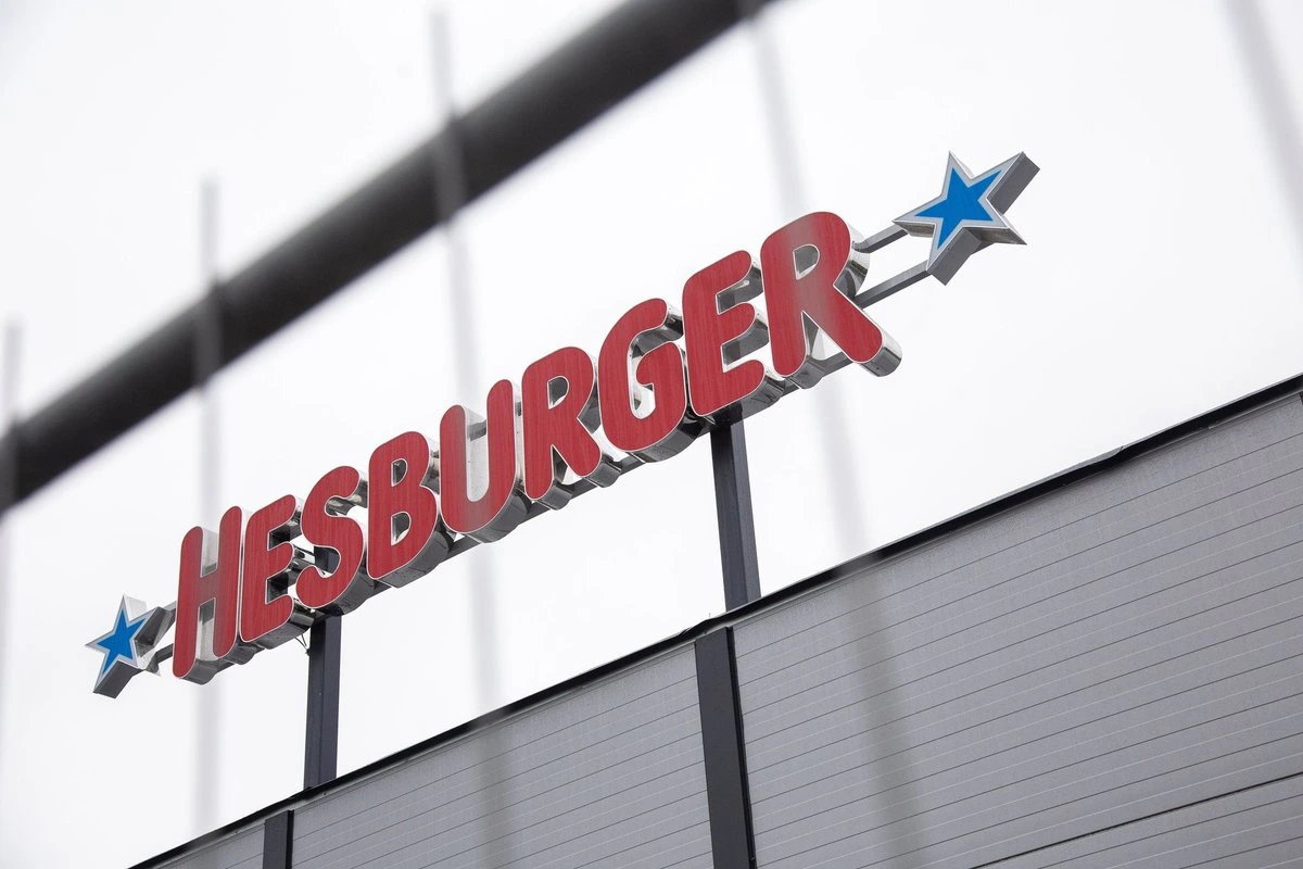В соцсетях сообщают, что Hesburger убрал русский язык на кассах самообслуживания. Так ли это?