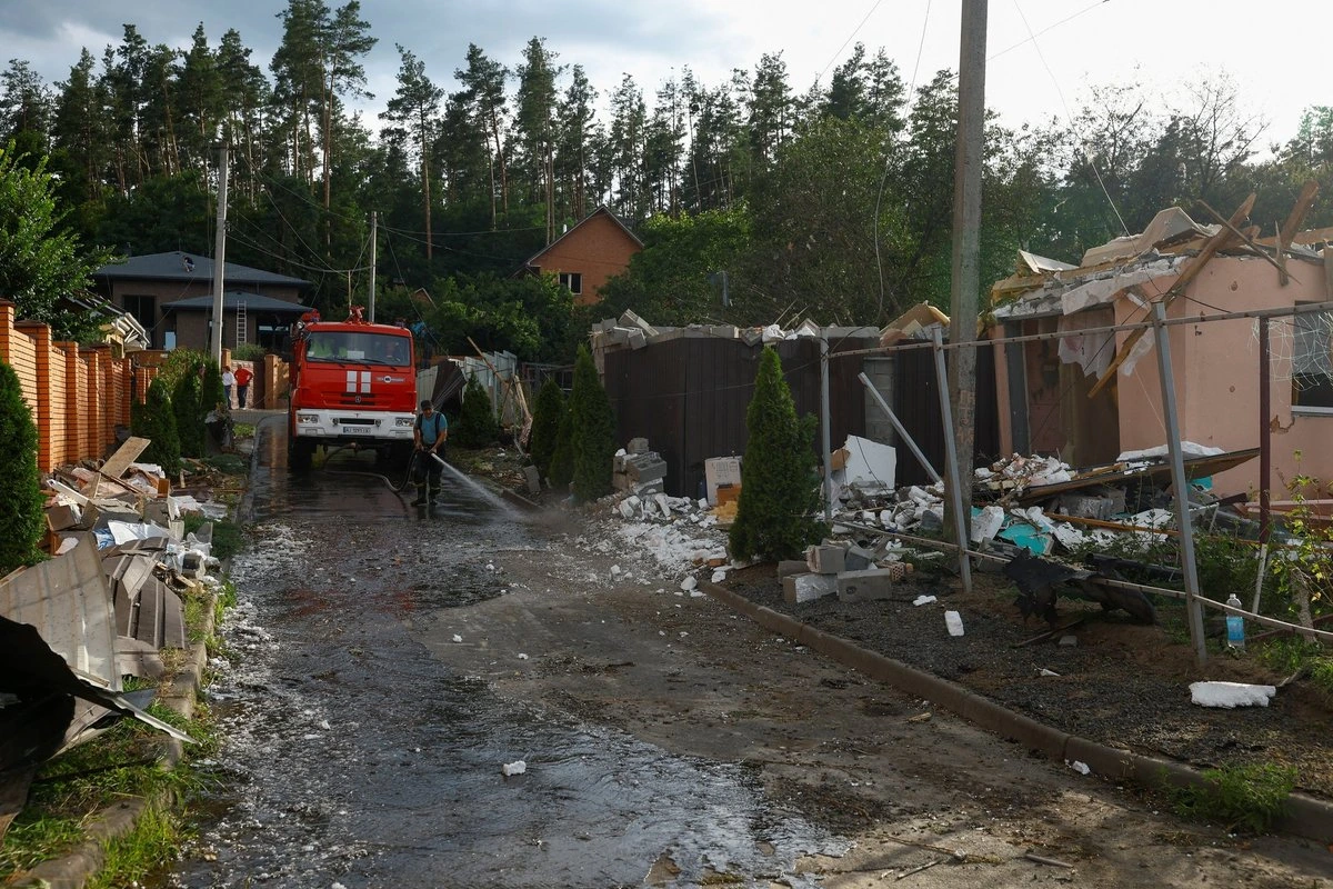 ВОЕННЫЙ ДНЕВНИК (1612-й день) | Удар по выставке оружия под Киевом: есть погибшие и раненые