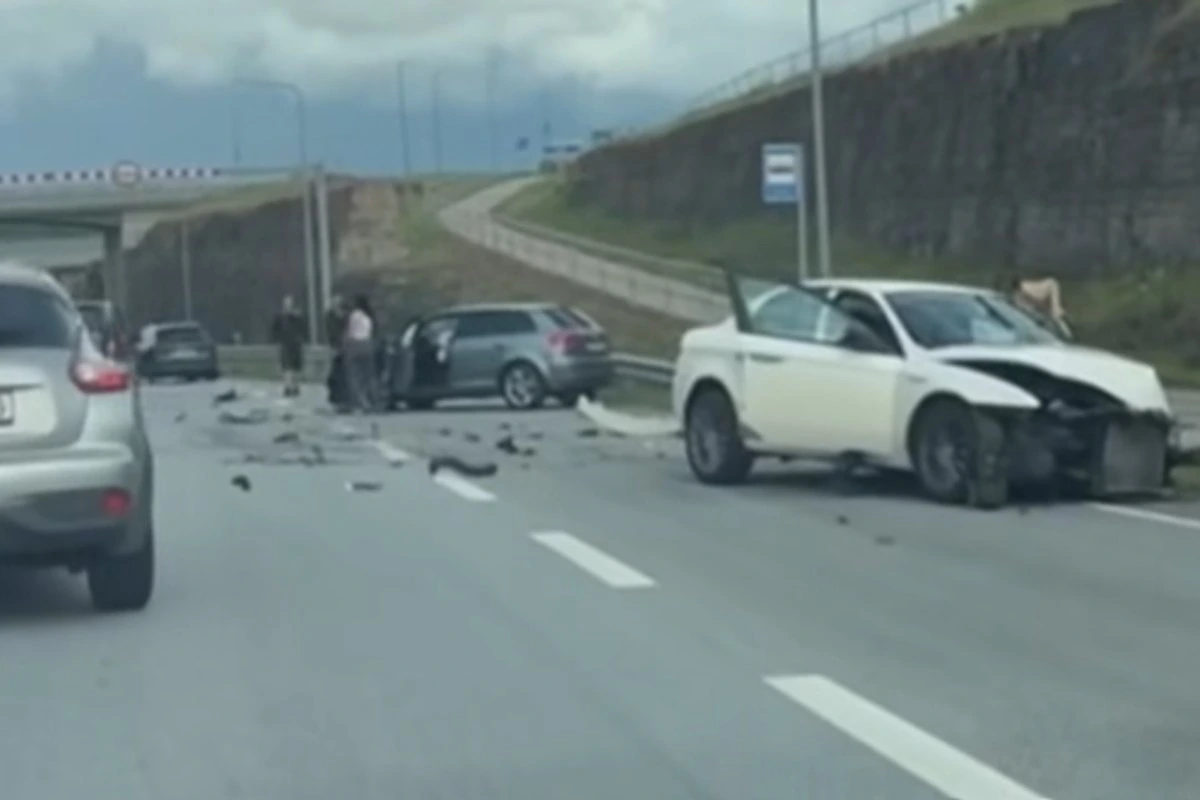 ВИДЕО | В цепной аварии в Силламяэ пострадали дети