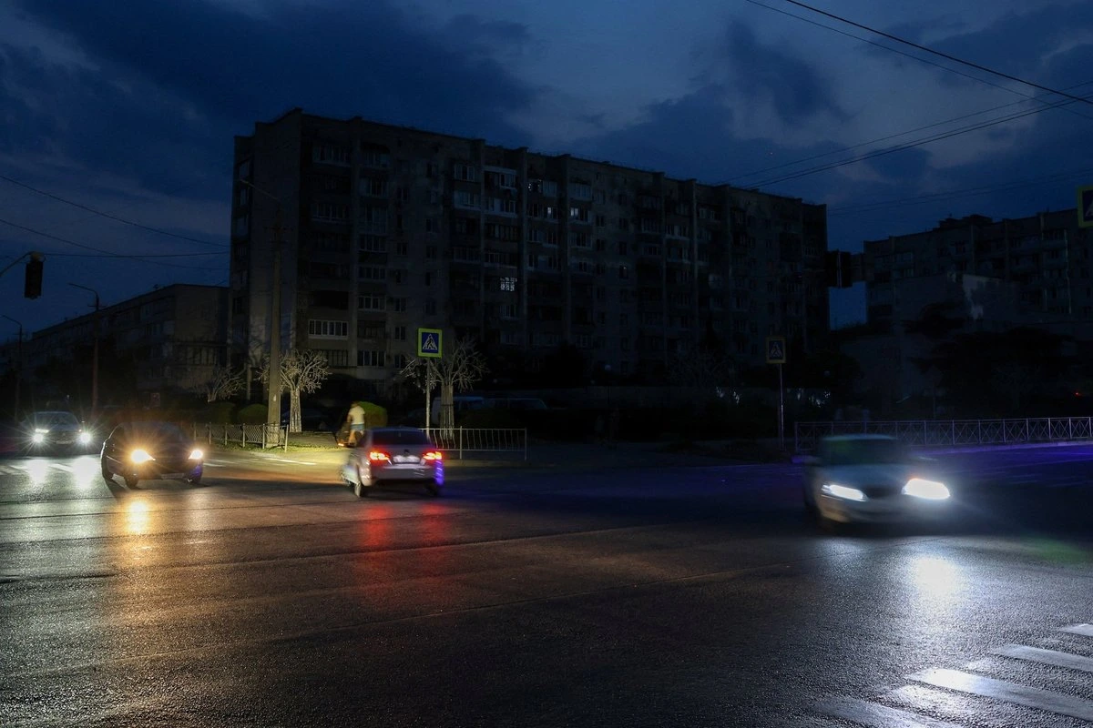 Более 500 украинских беспилотников атаковали 20 регионов России и Крым. Атакован очередной НПЗ, в Крыму блэкаут