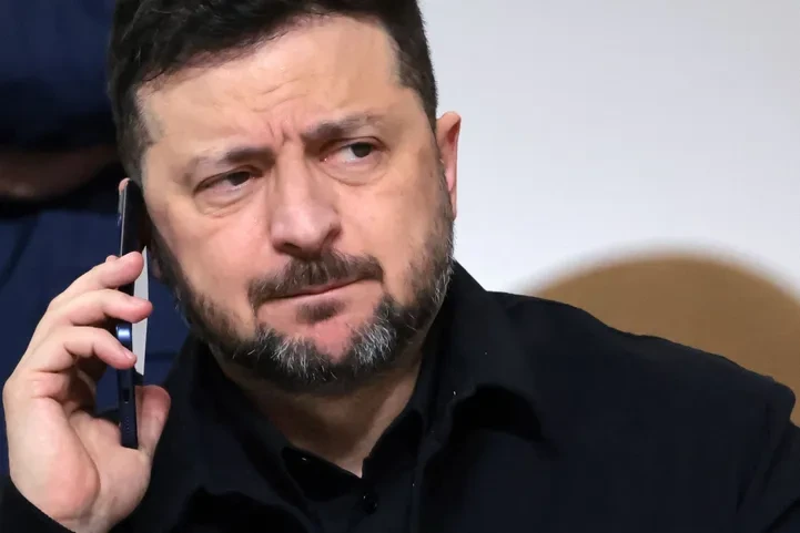 ИВАН ПАУКОВ⟩«Беда с Зеленским» – о лидере Украины и европейцах