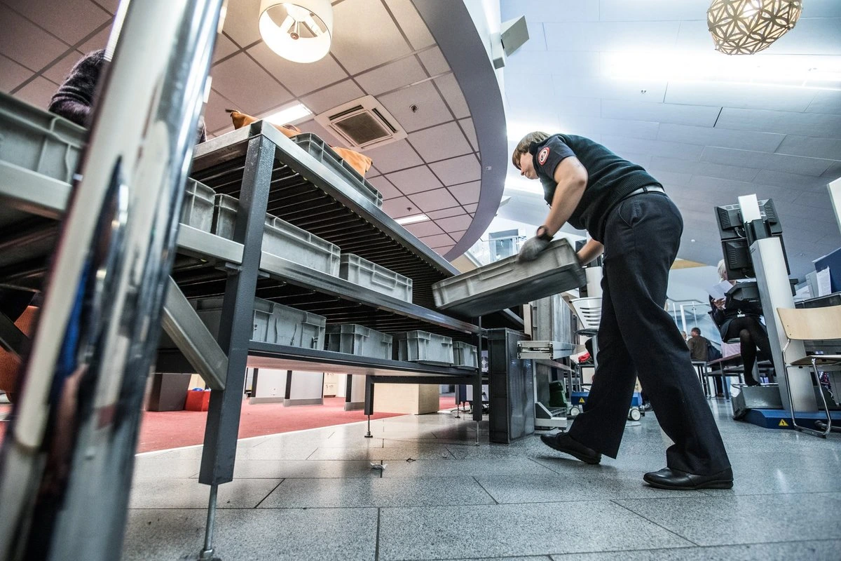 Борьба с дронами: охранники важных объектов получат новые полномочия