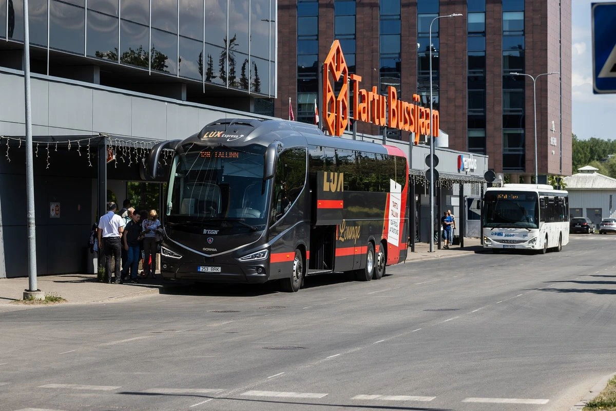 Не всем автобусным перевозчикам удалось заработать: прибыль Lux Express снизило российское направление