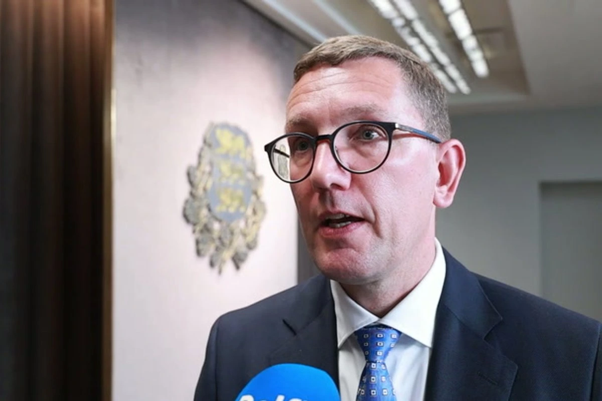 ВИДЕО | Правительство ожидает принятие решений по бюджету на 2027 год. Михал: начатые объекты будут достроены