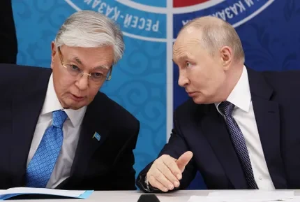 Токаев предложил Путину заморозить войну в Украине