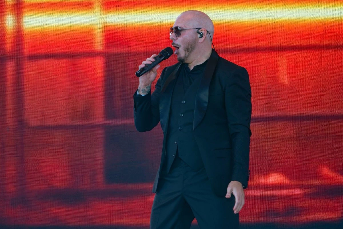 После отмены концерта фанатам Pitbull предложили новое решение, что делать с купленными билетами