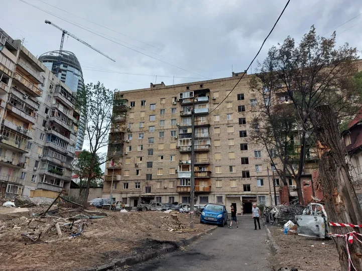 Буданов увидел шанс на завершение войны, а Путин бьет баллистикой по Киеву. Обзор событий в Украине
