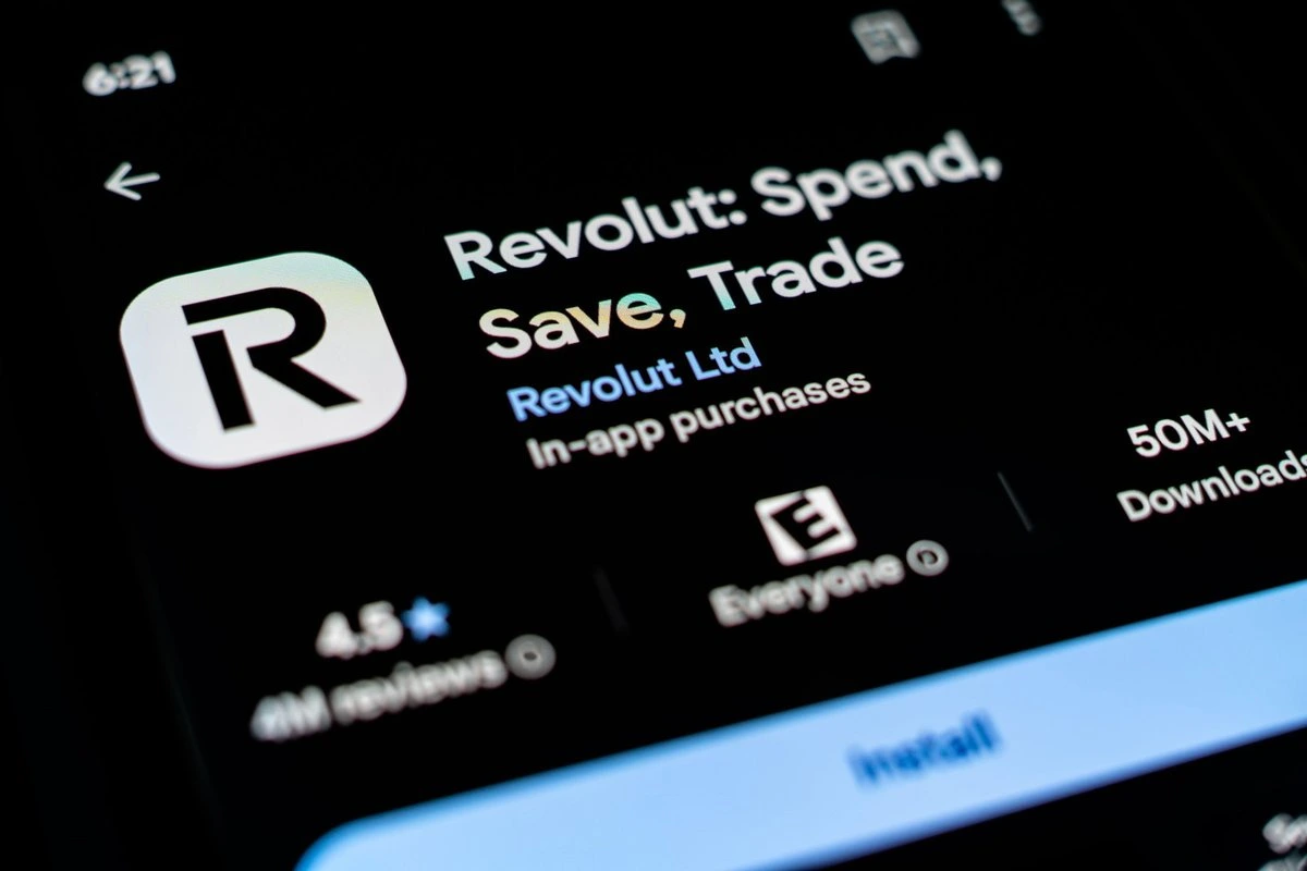 Глава Revolut предстанет перед судом после покупки суперъяхты