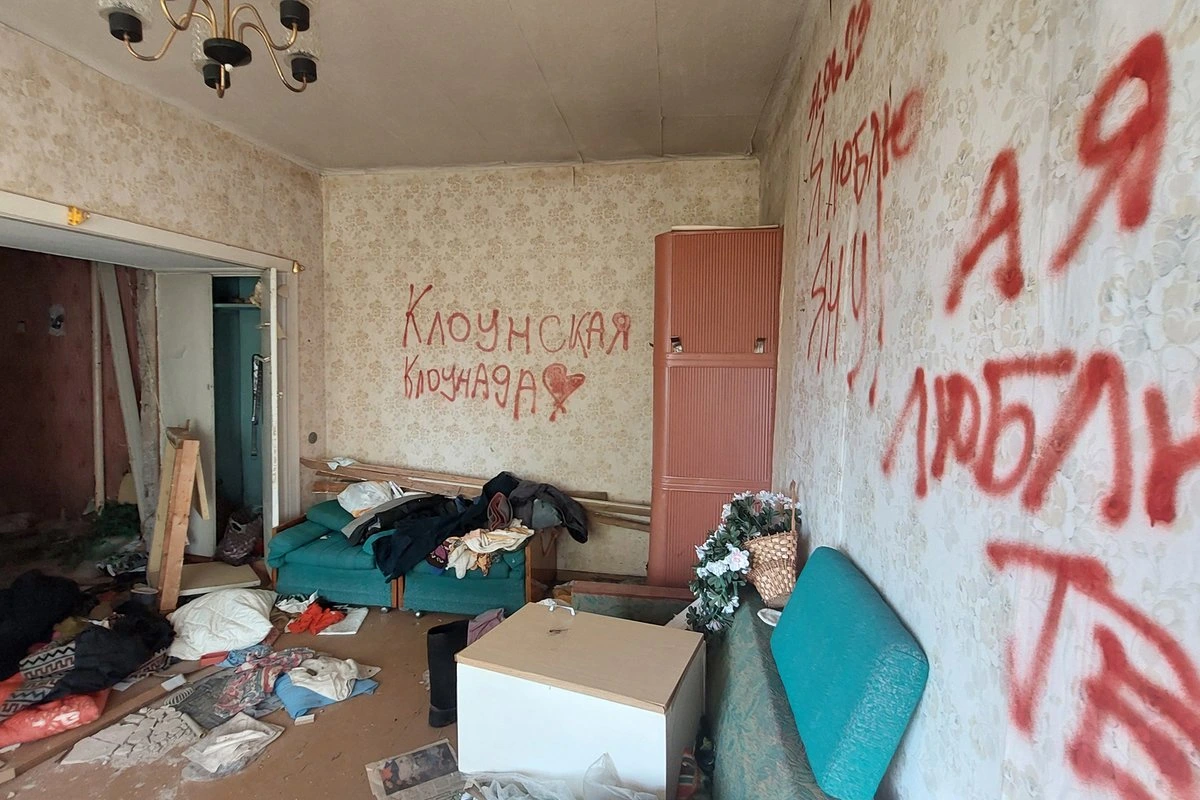 ФОТО | Как после Чернобыля: смотрите, что оставили люди в своих квартирах, покидая поселок-призрак в Ида-Вирумаа