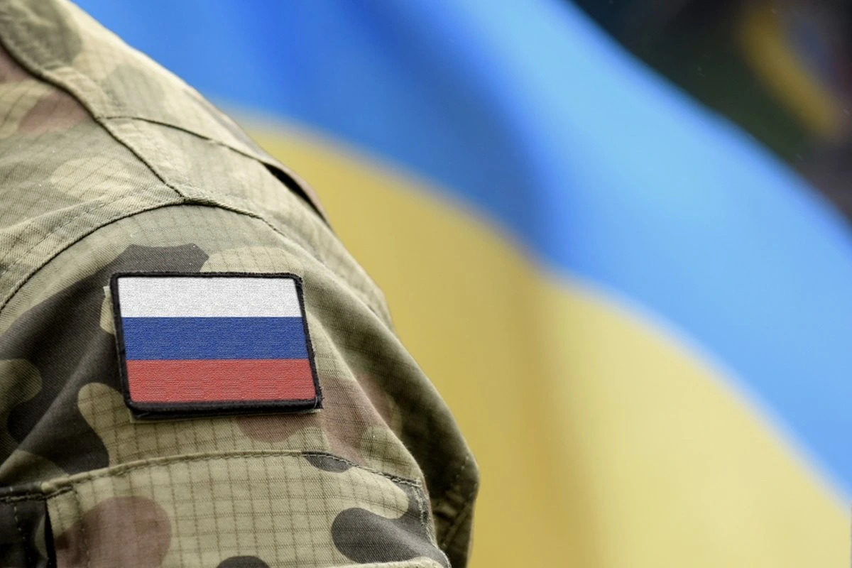 Хакеры опубликовали документ Сбербанка с возможными сценариями завершения войны