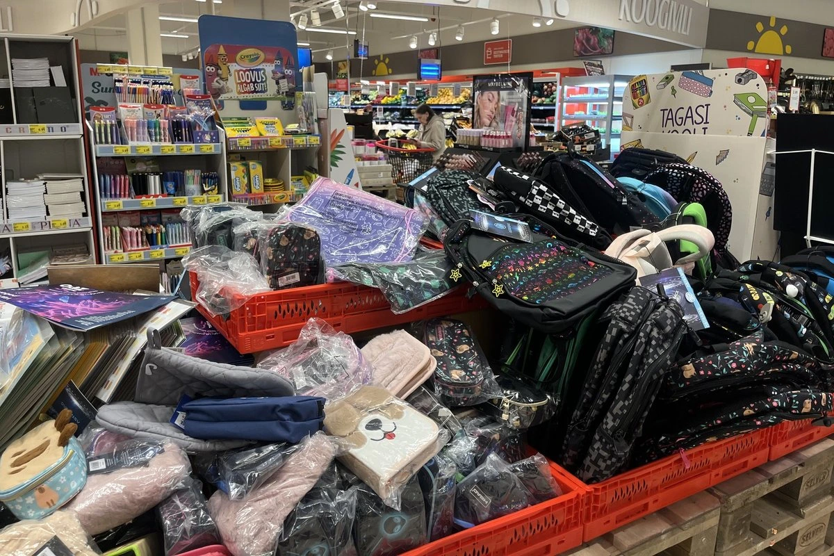 СРАВНЕНИЕ ЦЕН | В каком из магазинов выгоднее покупать школьные принадлежности?