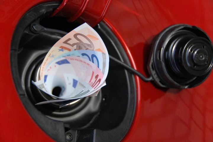 Naomi, socióloga de la Universidad de Londres, sobre la crisis del combustible: "La inflación desbocada está empujando a los votantes hacia la derecha"