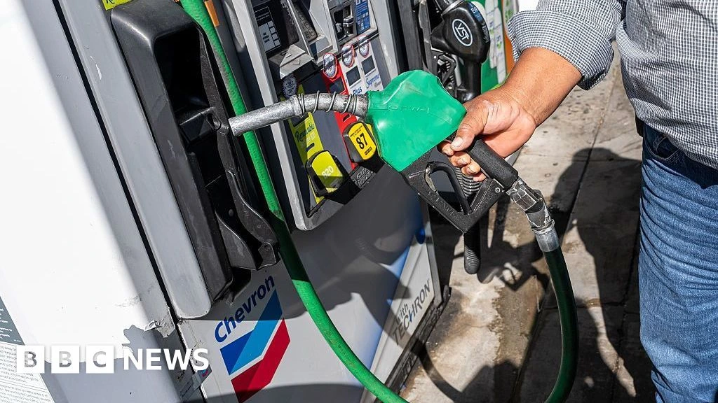 Trump says he would back ban on diesel exports