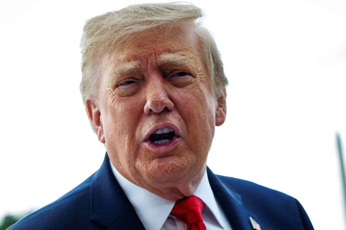 Трамп призвал Зеленского договориться с Путиным о мире