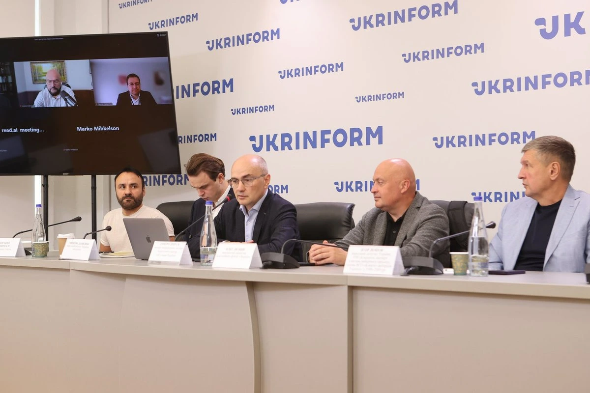 DELFI В УКРАИНЕ | Сценарий „Путин, приди!“. В Киеве обсудили предстоящие российские „выборы“