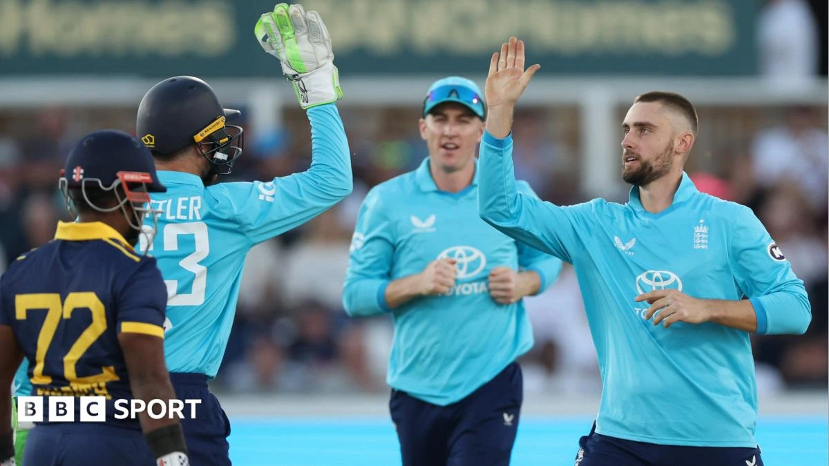 Jacks stars as England grind out win over Sri Lanka