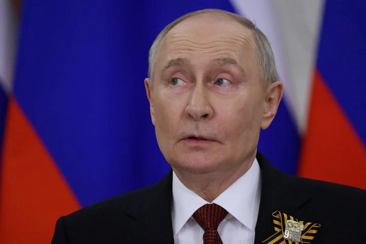 El partido de Putin se encamina a otra amplia victoria en Rusia entre denuncias de irregularidades