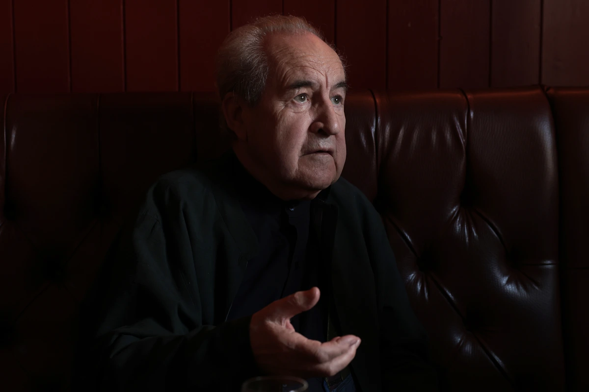 John Banville abandona el festival de Granada que vetó a Ariana Harwicz