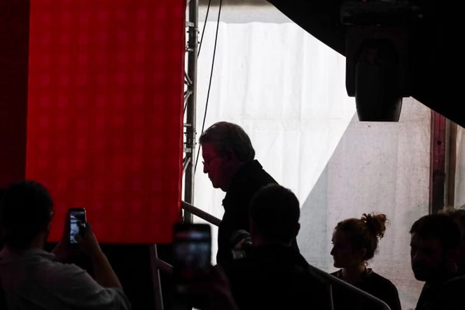Présidentielle 2027 : le chemin de crête de Jean-Luc Mélenchon sur l’Ukraine